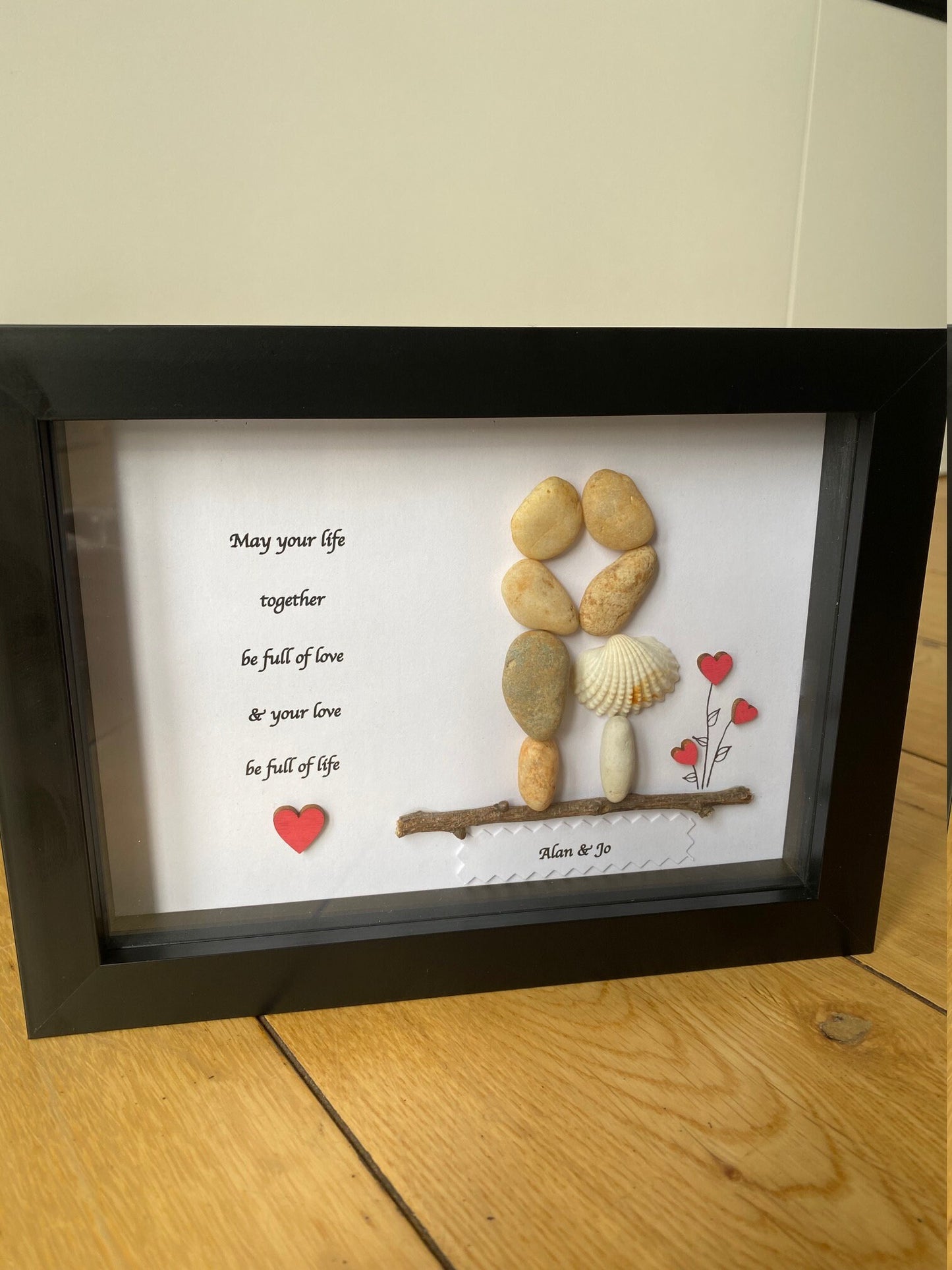 Personalised Newlywed Couple Pebble Picture, Personalised Wedding Gift, Unique Pebble Picture Wedding Gift, Handmade Wedding Gift