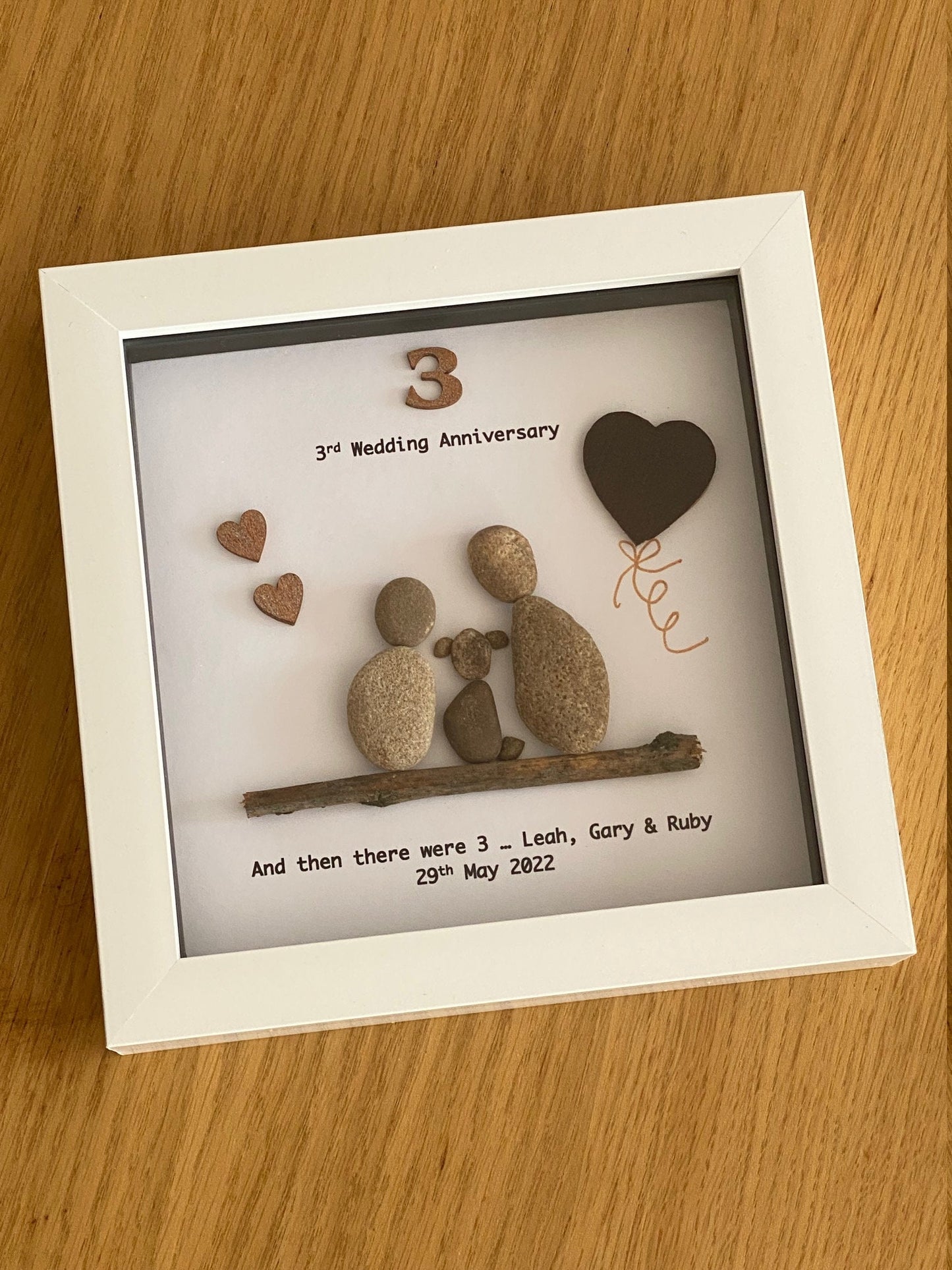 Couple with Dog Anniversary Gift, Pebble Artwork Frame, Wedding Anniversary Gift, Family Anniversary Frame