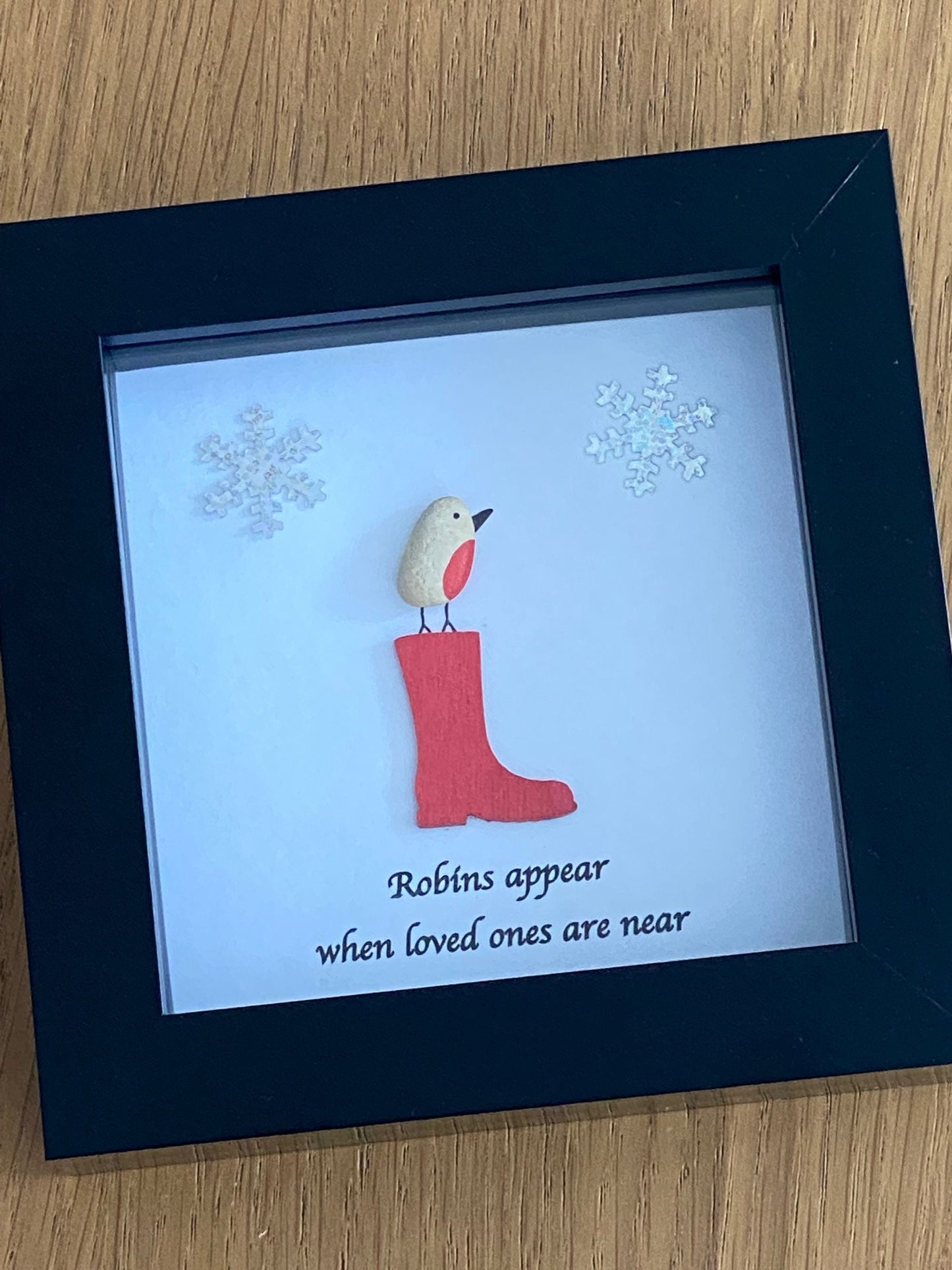 Robins Pebble Frame, Personalised Robin Gift, Christmas Gifts with Robins, Handmade xmas Gift, Pebble Artwork with Robins