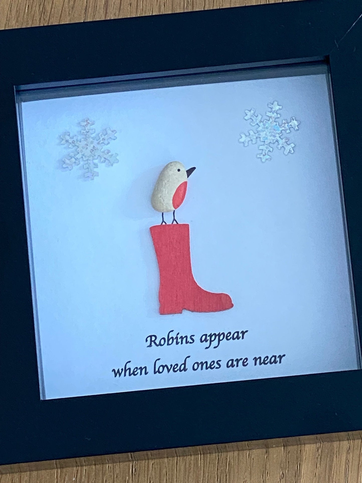 Robins Pebble Frame, Personalised Robin Gift, Christmas Gifts with Robins, Handmade xmas Gift, Pebble Artwork with Robins