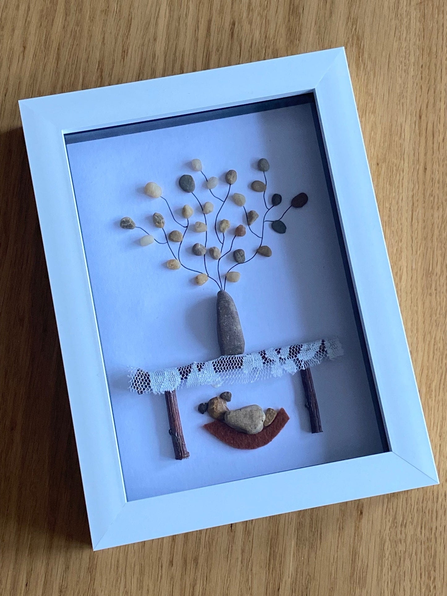 Personalised Dog Pebble Picture, Flower Vase Pebble Picture, Unique Pebble Art with Dog, Personalised Pebble Picture for Friend