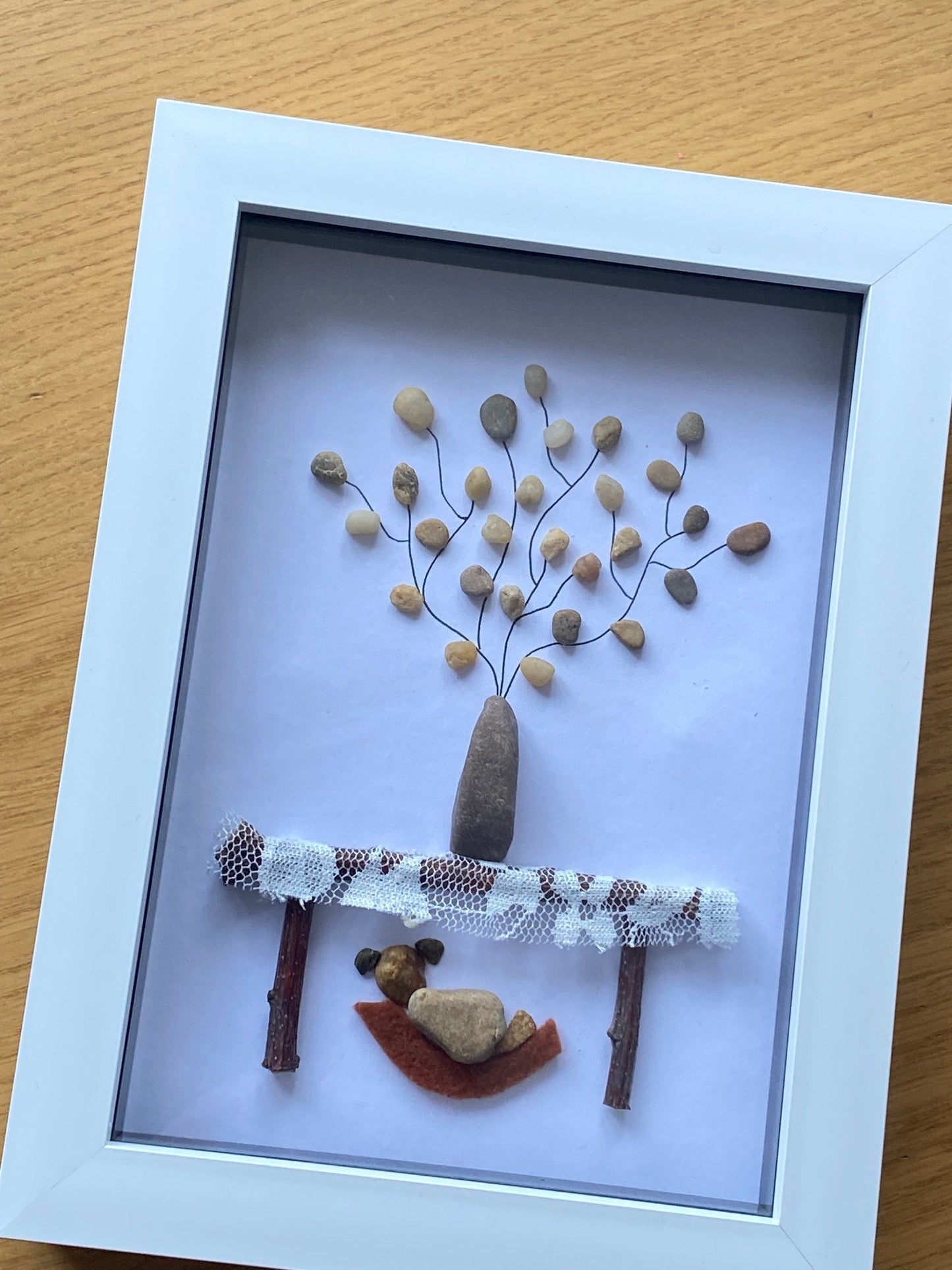 Personalised Dog Pebble Picture, Flower Vase Pebble Picture, Unique Pebble Art with Dog, Personalised Pebble Picture for Friend