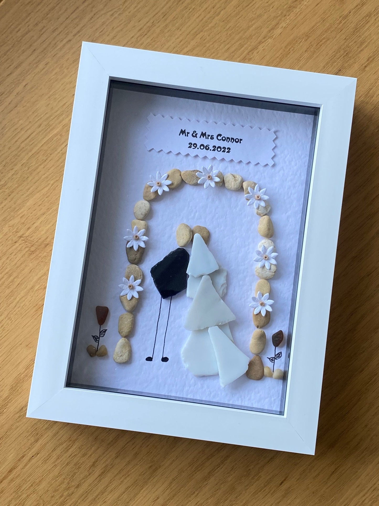 Personalised Wedding Pebble Picture, Personalised Wedding Gift, Pebble Art for Wedding, Unique Wedding Gift for Friend, Gift for New Couple