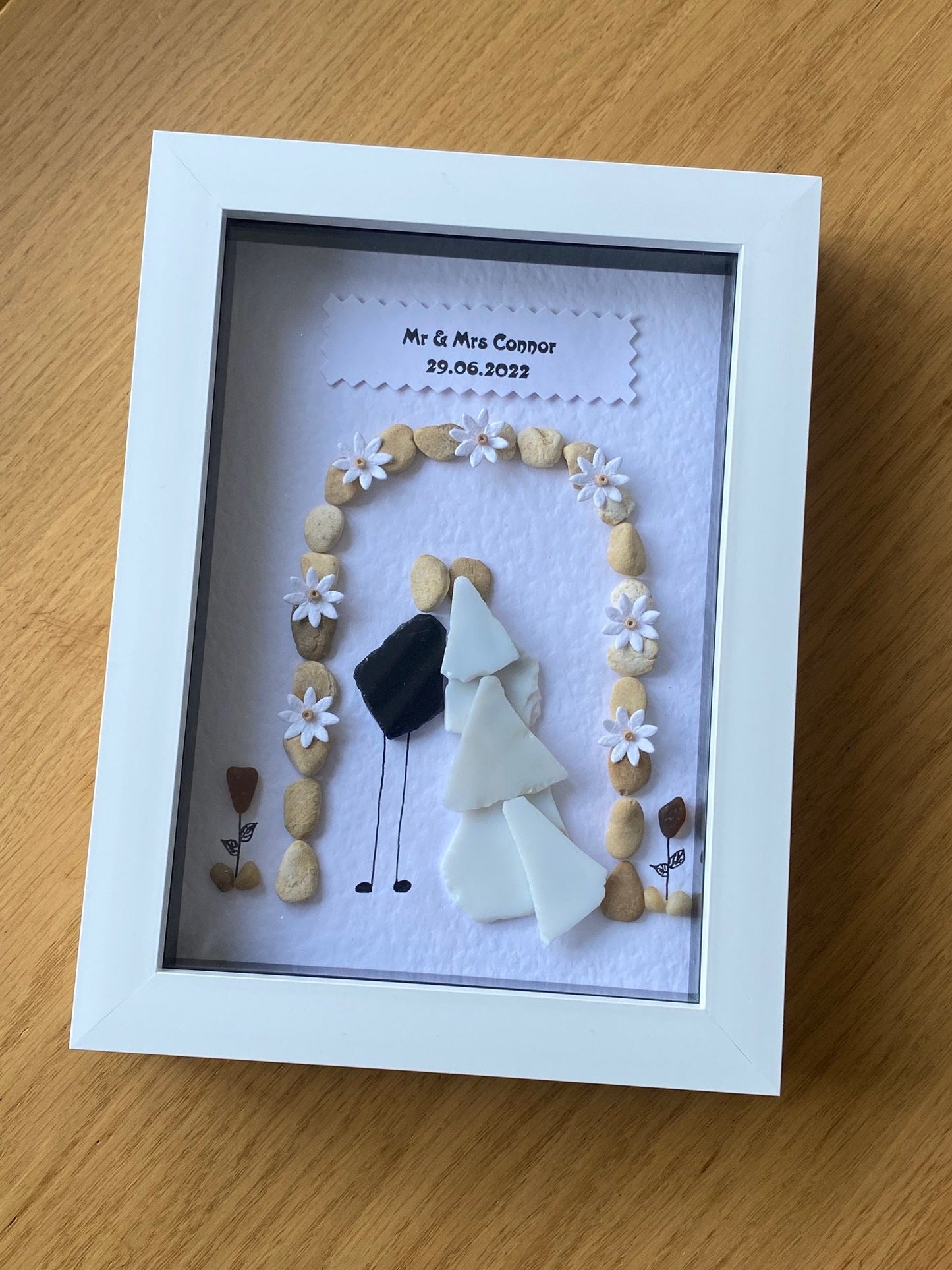 Personalised Wedding Pebble Picture, Personalised Wedding Gift, Pebble Art for Wedding, Unique Wedding Gift for Friend, Gift for New Couple