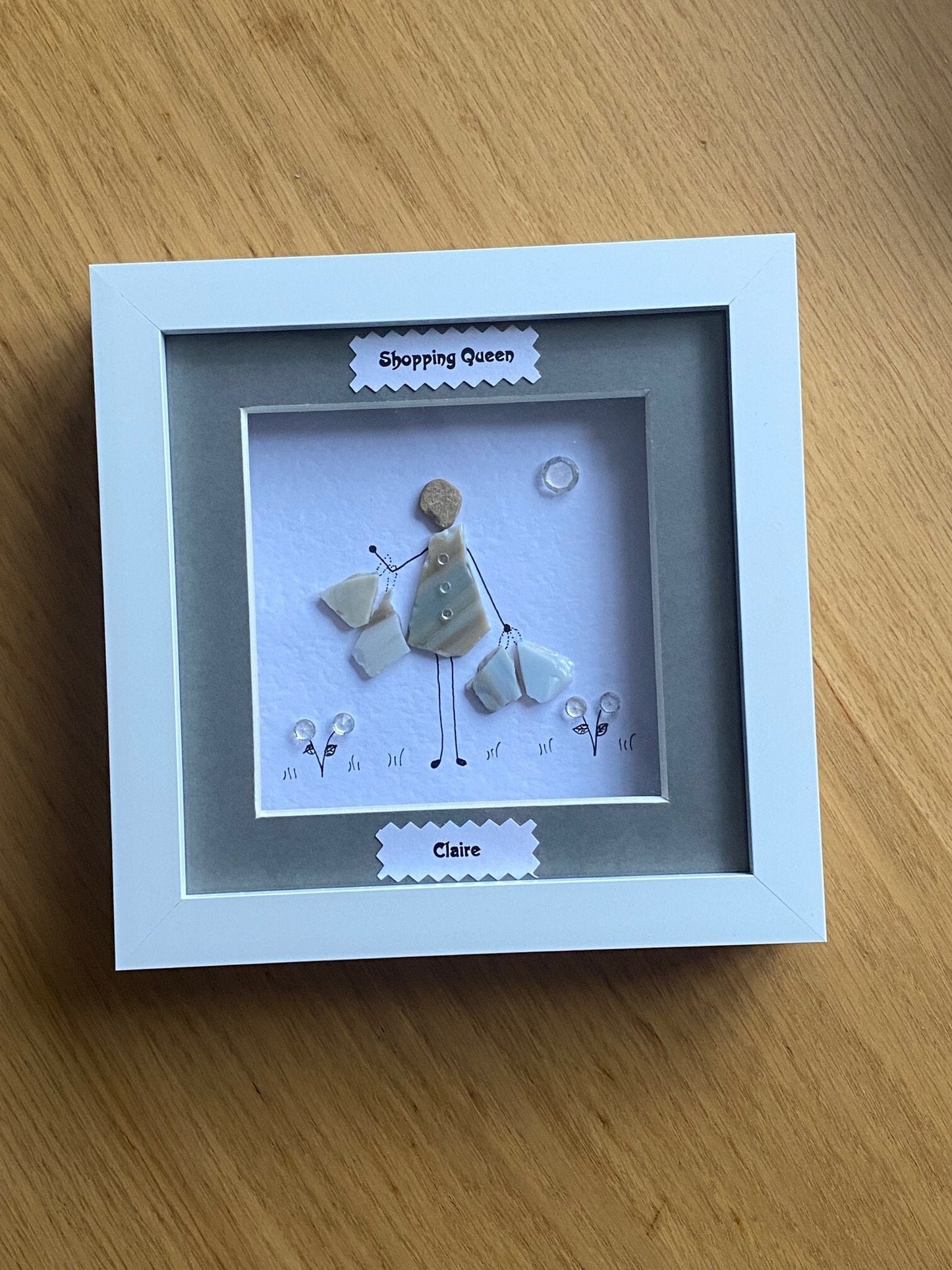 Personalised Shopping Queen Pebble Picture, Unique Gift for a Friend, Going shopping pebble and glass picture, Handmade shopping lady gift
