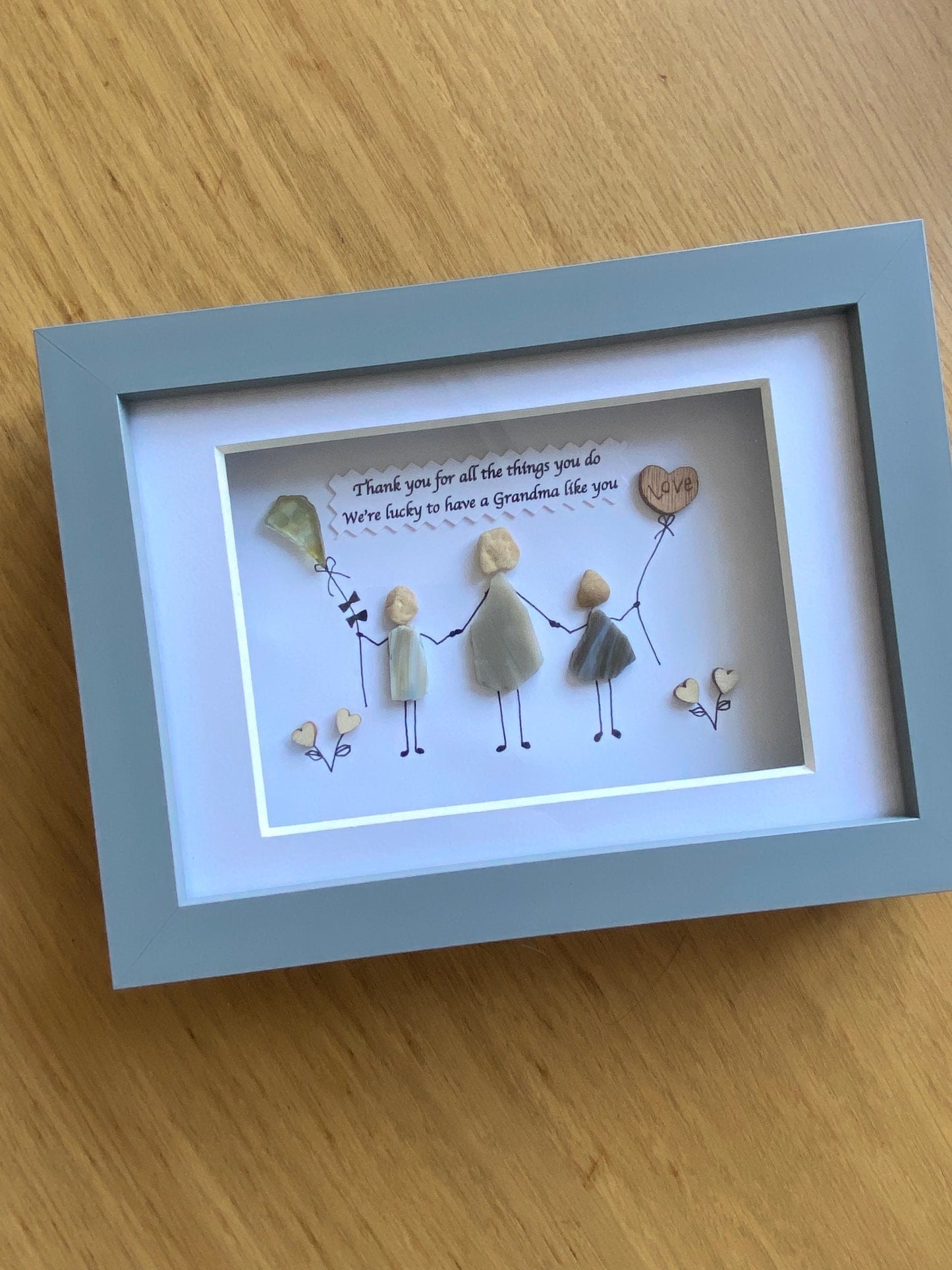 Personalised Grandma Pebble Picture, Pebble and Glass Gift for Granny, Mother's Day Gift for Grandmother, Unique Gift for Nana