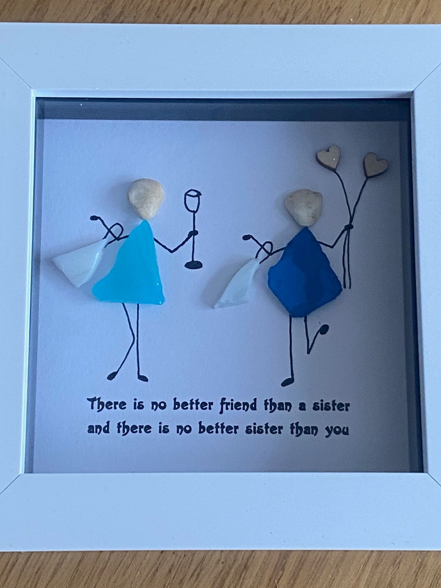Sister pebble art / Personalised gift for sister / Sister birthday gift / Family pebble artwork / Unique gift for sister / personalised gift