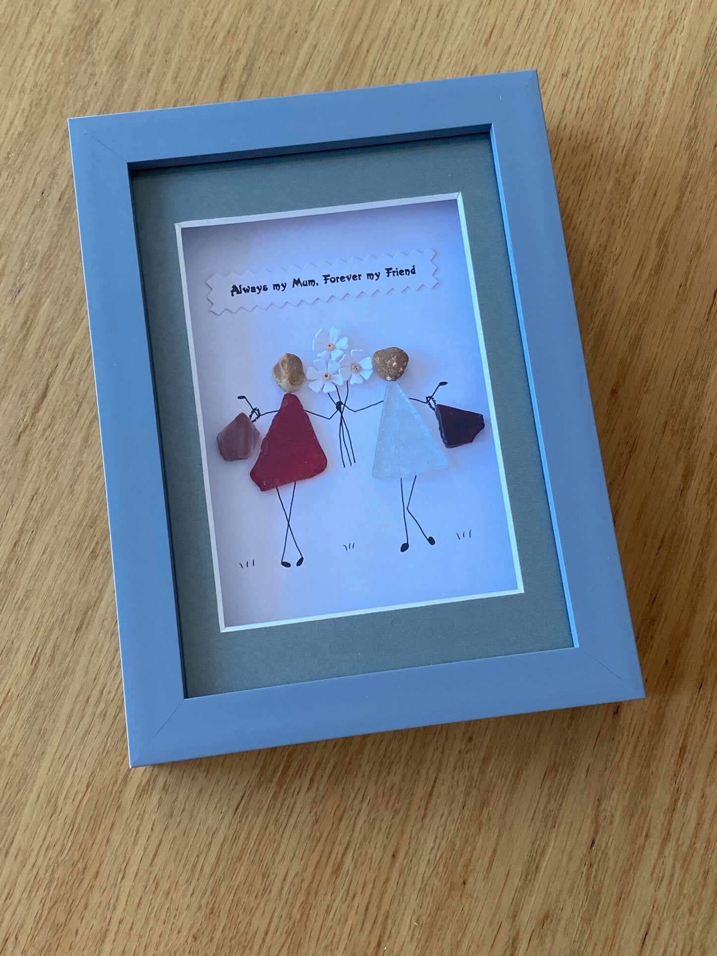 Personalised Mum gift/Mum pebble frame/Gift for Mom/Mother's Day gift/Unique gift for mummy/Gifts for her/Family pebble artwork/Gift for mum
