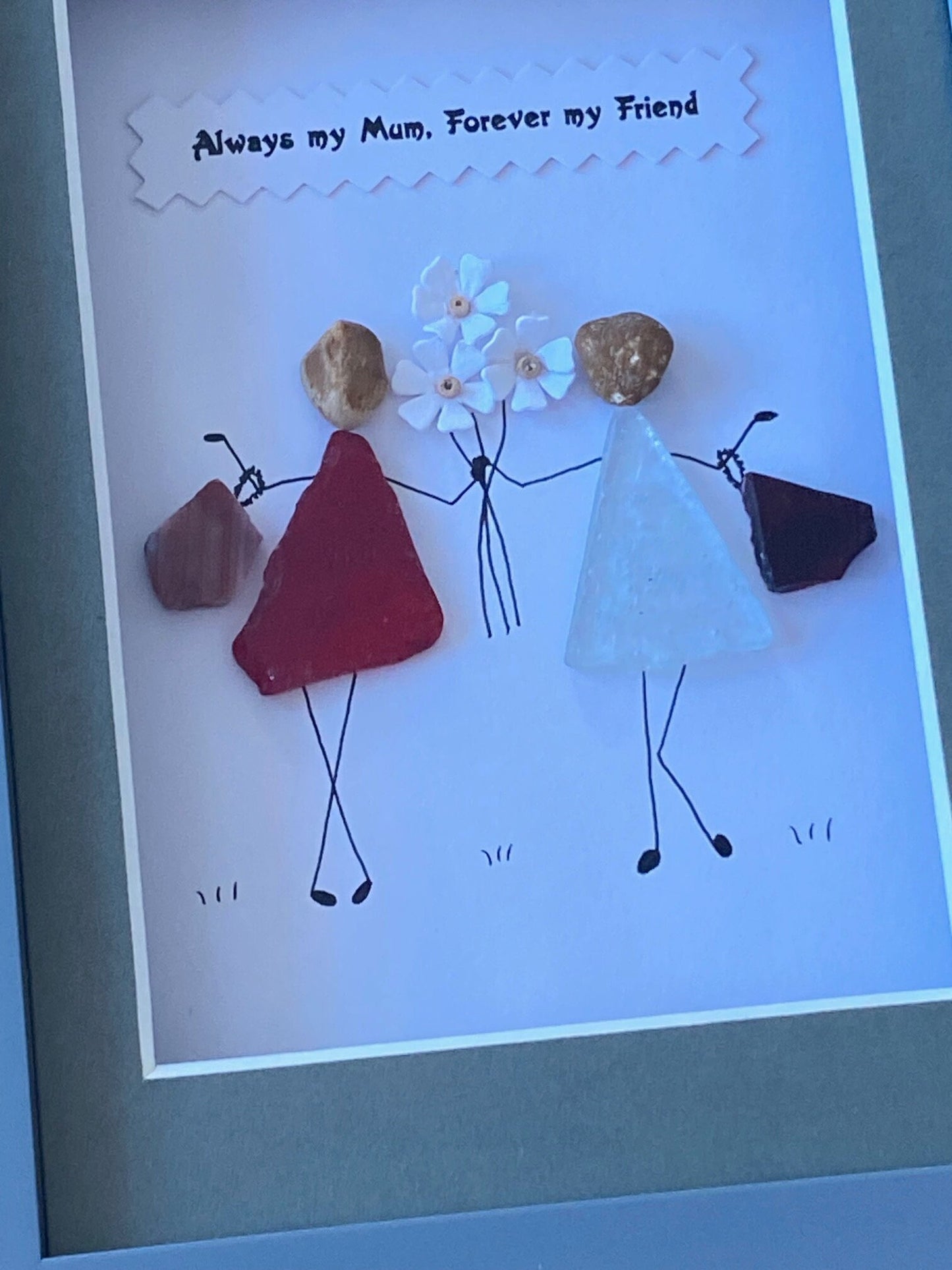 Personalised Mum gift/Mum pebble frame/Gift for Mom/Mother's Day gift/Unique gift for mummy/Gifts for her/Family pebble artwork/Gift for mum