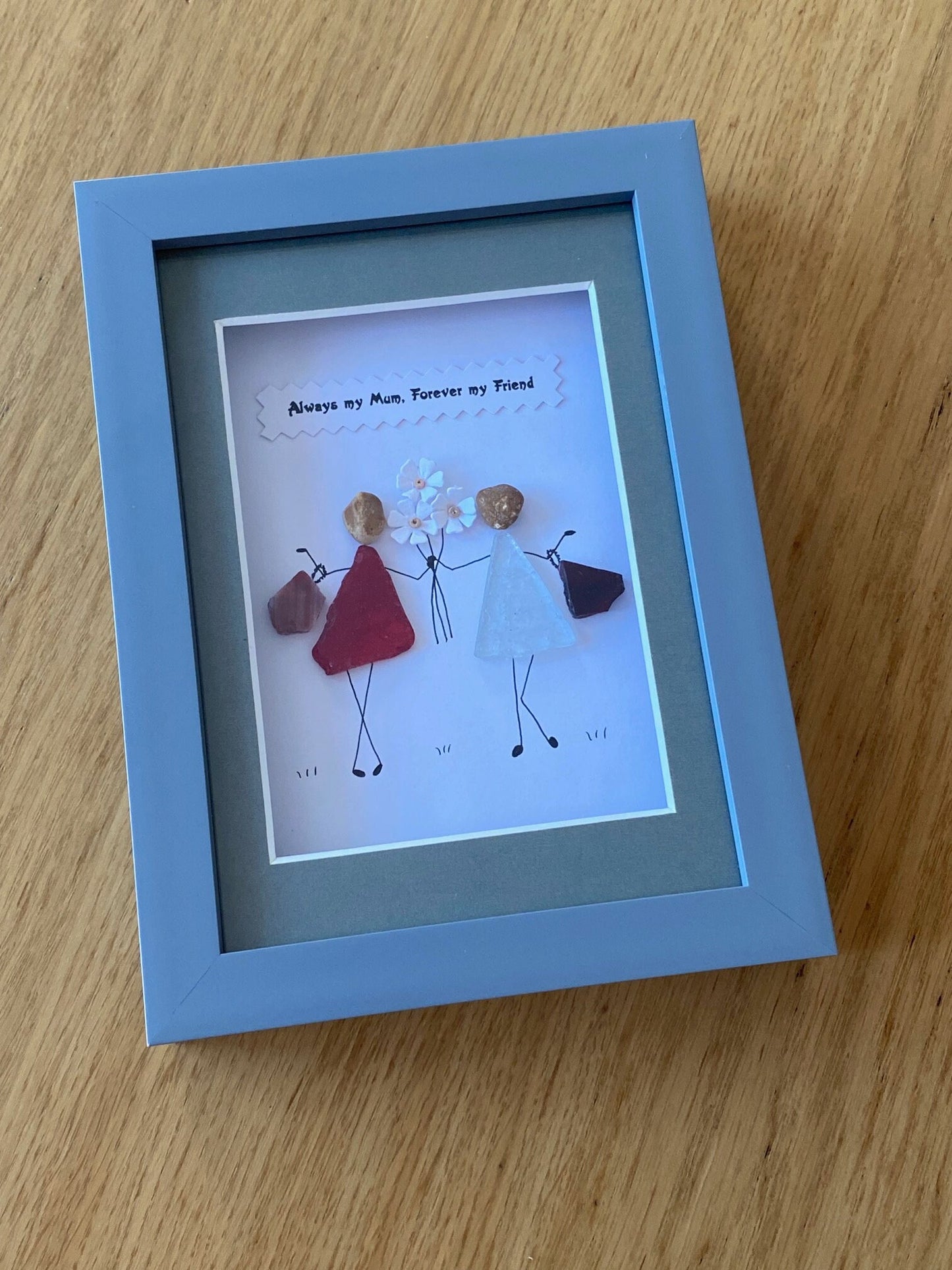 Personalised Mum gift/Mum pebble frame/Gift for Mom/Mother's Day gift/Unique gift for mummy/Gifts for her/Family pebble artwork/Gift for mum