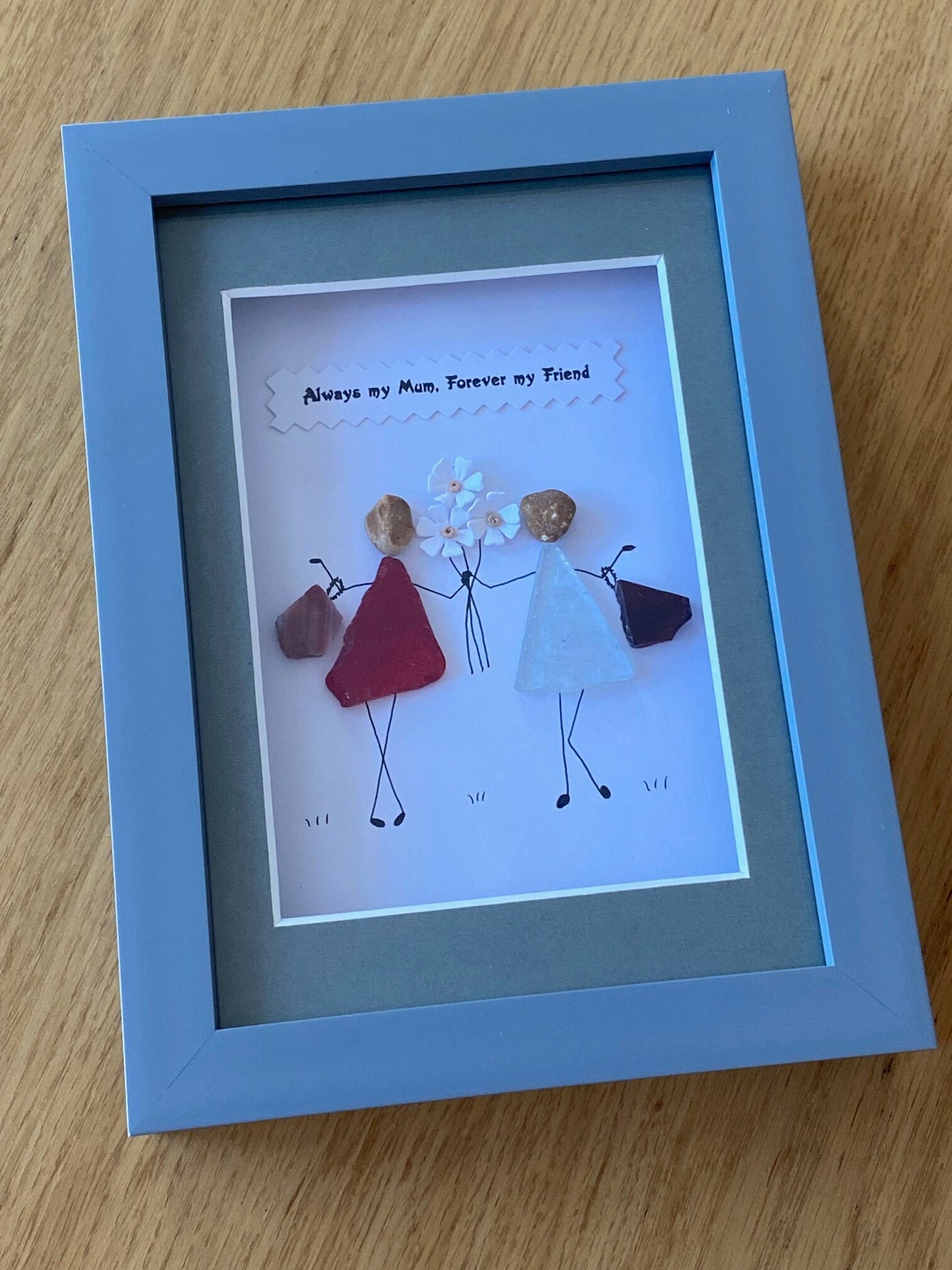 Personalised Mum gift/Mum pebble frame/Gift for Mom/Mother's Day gift/Unique gift for mummy/Gifts for her/Family pebble artwork/Gift for mum