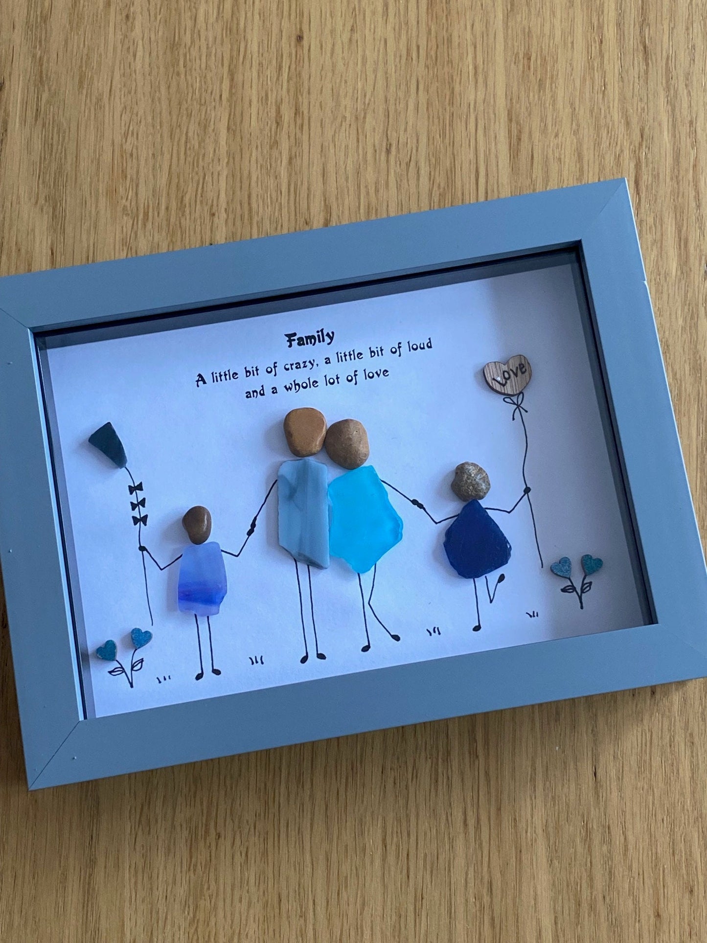 Personalised Family Glass Picture, Unique pebble picture gift, gift for family, Family of four picture, Family gift for mum