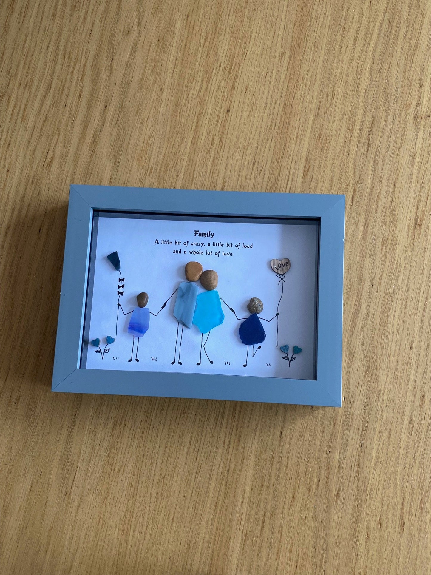 Personalised Family Glass Picture, Unique pebble picture gift, gift for family, Family of four picture, Family gift for mum