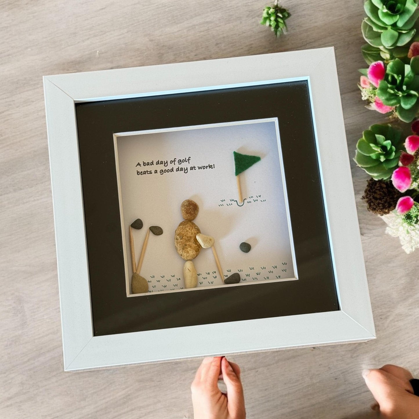 Personalised Golfer Pebble Picture, Golf Hobby Gift, Unique Gift for a Golfer, Personalised Gift for Dad, Pebble Artwork for Golfer