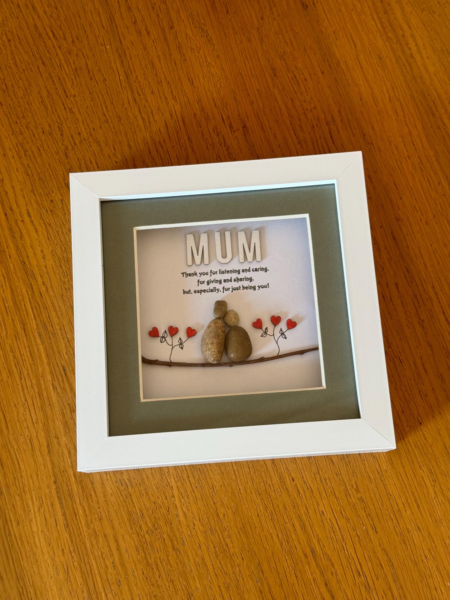 Mother's Day gift/Mum Pebble art/Personalised Mom gift/Gifts for Mum/Gifts for her/Pebble Frame gift