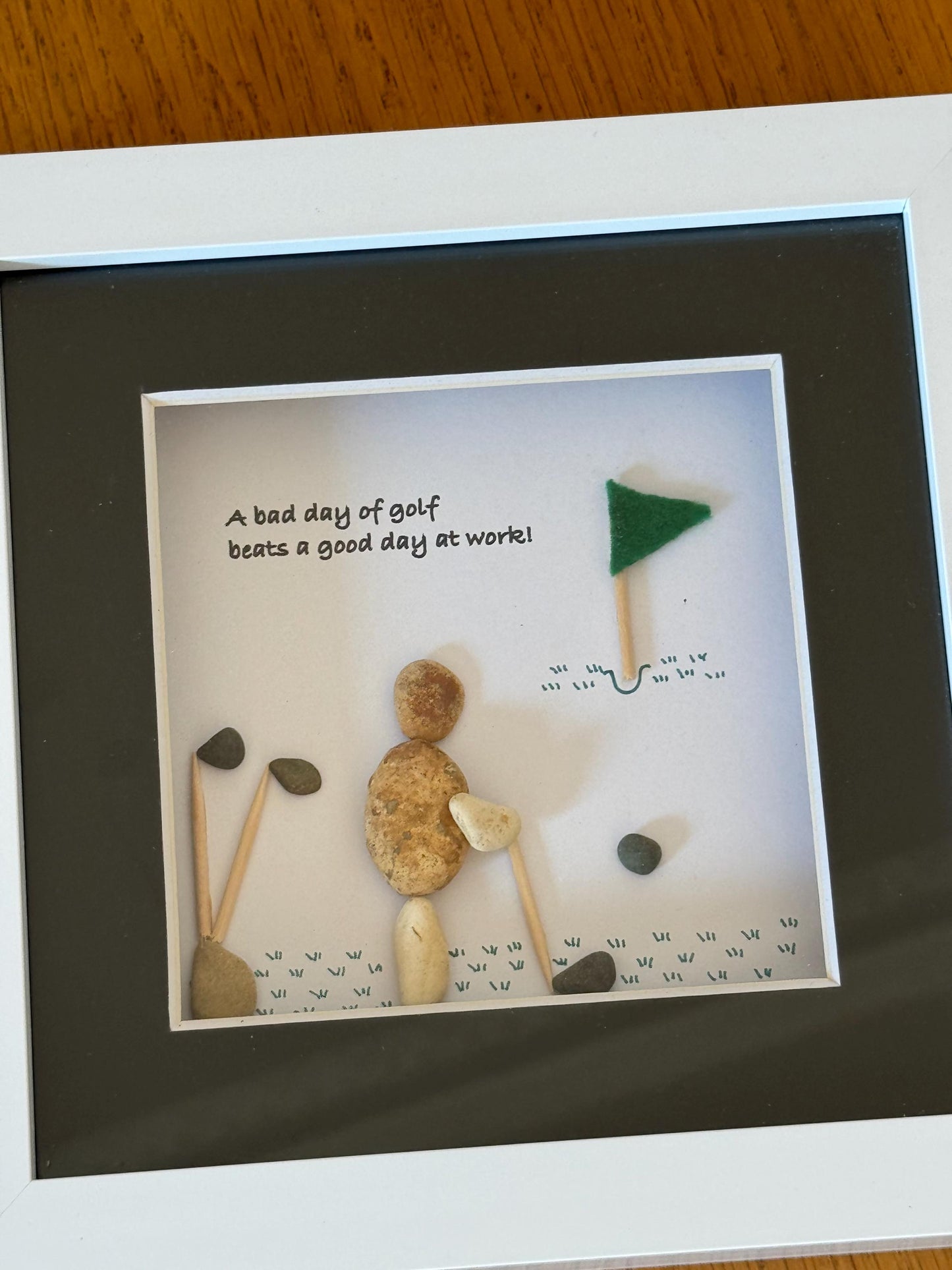 Personalised Golfer Pebble Picture, Golf Hobby Gift, Unique Gift for a Golfer, Personalised Gift for Dad, Pebble Artwork for Golfer