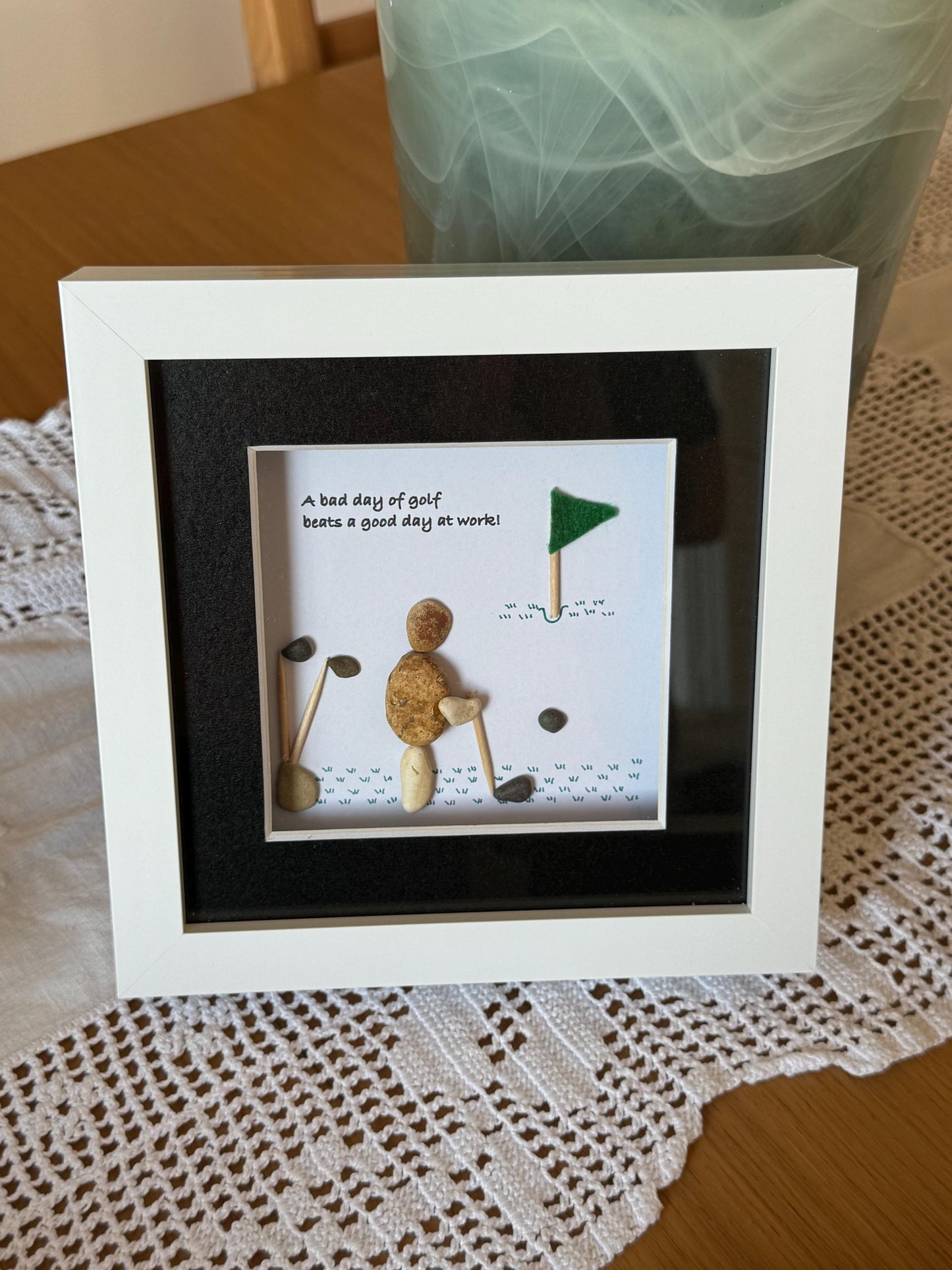 Personalised Golfer Pebble Picture, Golf Hobby Gift, Unique Gift for a Golfer, Personalised Gift for Dad, Pebble Artwork for Golfer