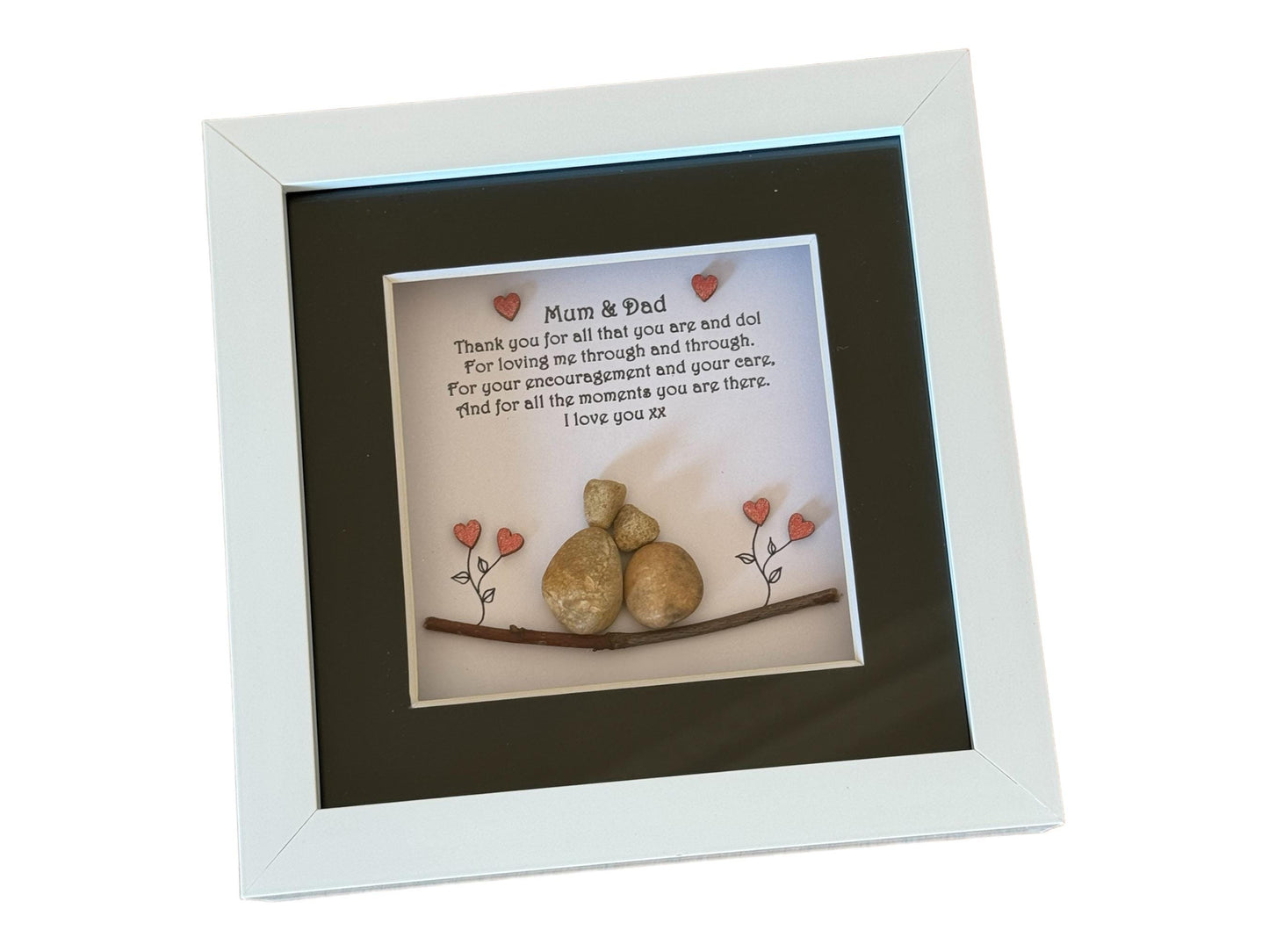 Personalised Mum & Dad Pebble Picture, Unique Pebble Artwork Gift for Parents, Personalised Pebble Picture, Handmade Gift for Mum and Dad
