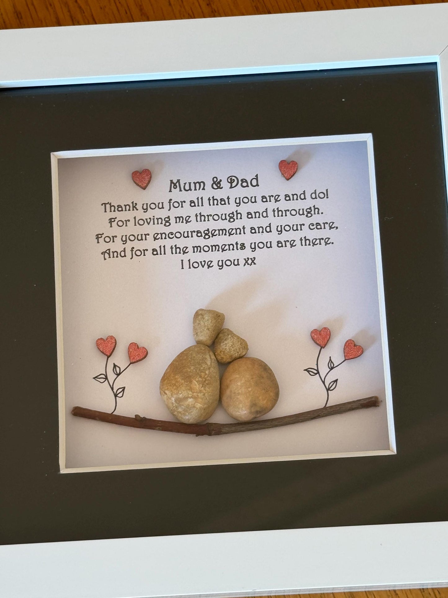 Personalised Mum & Dad Pebble Picture, Unique Pebble Artwork Gift for Parents, Personalised Pebble Picture, Handmade Gift for Mum and Dad
