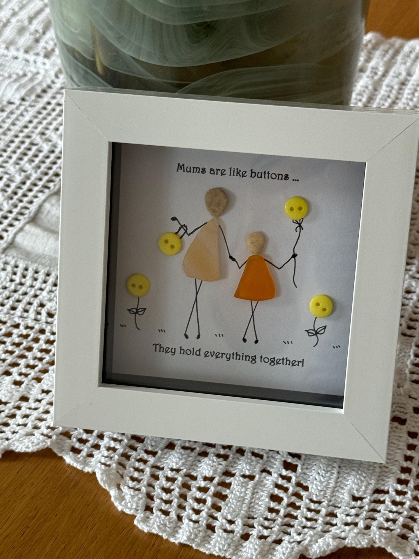 Mother pebble picture gift / Personalised Mother's Day gift / Gift for her / Gift for mummy / Pebble artwork gift for mom