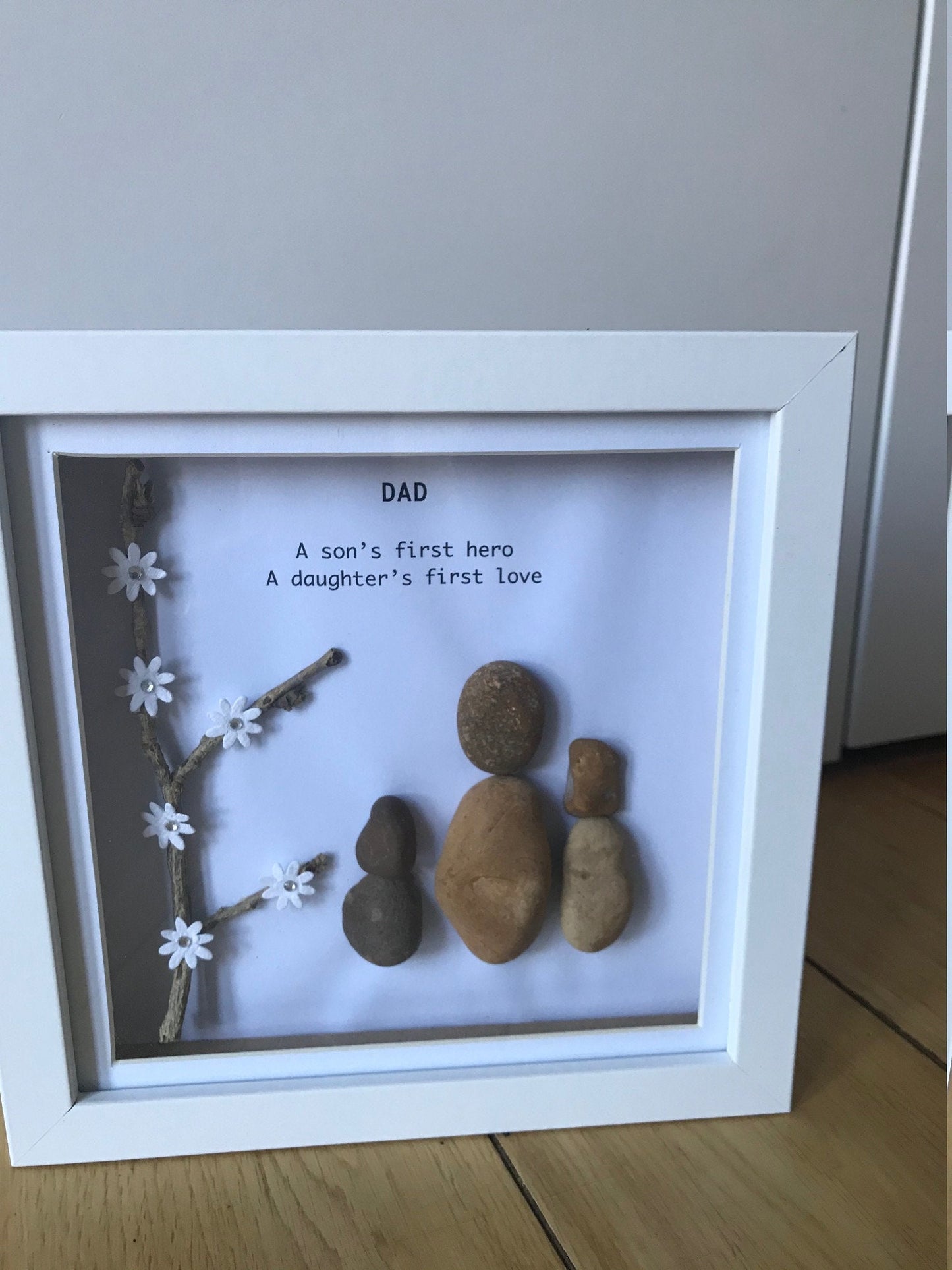 Personalised Father Pebble Picture, Unique Father's Day Gift, Pebble Picture for Dad, Family Pebble Art, Frame Pebble Picture for Daddy