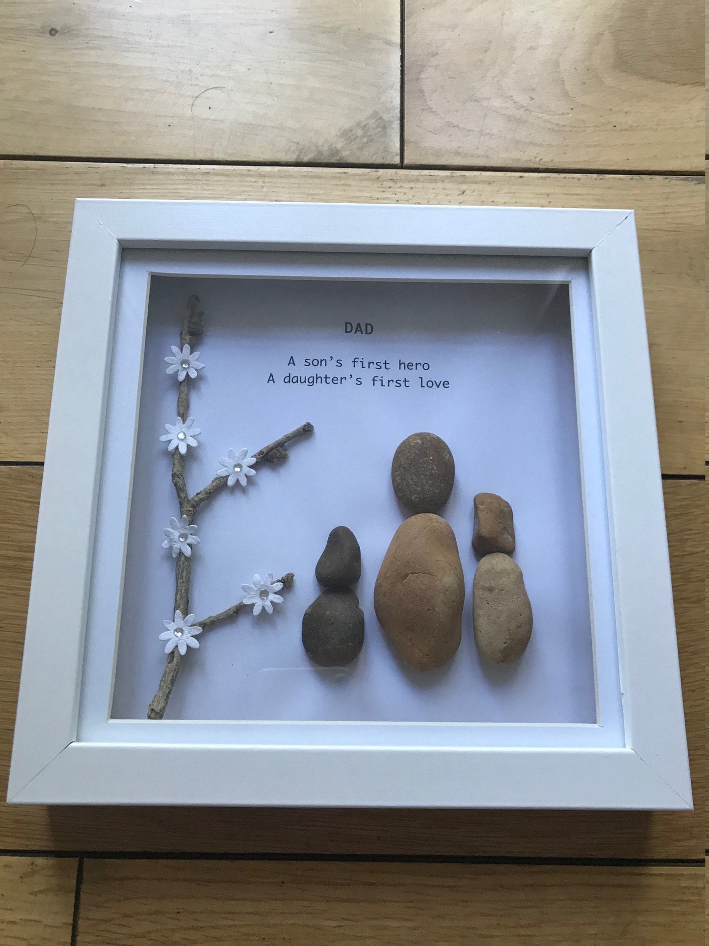 Personalised Father Pebble Picture, Unique Father's Day Gift, Pebble Picture for Dad, Family Pebble Art, Frame Pebble Picture for Daddy