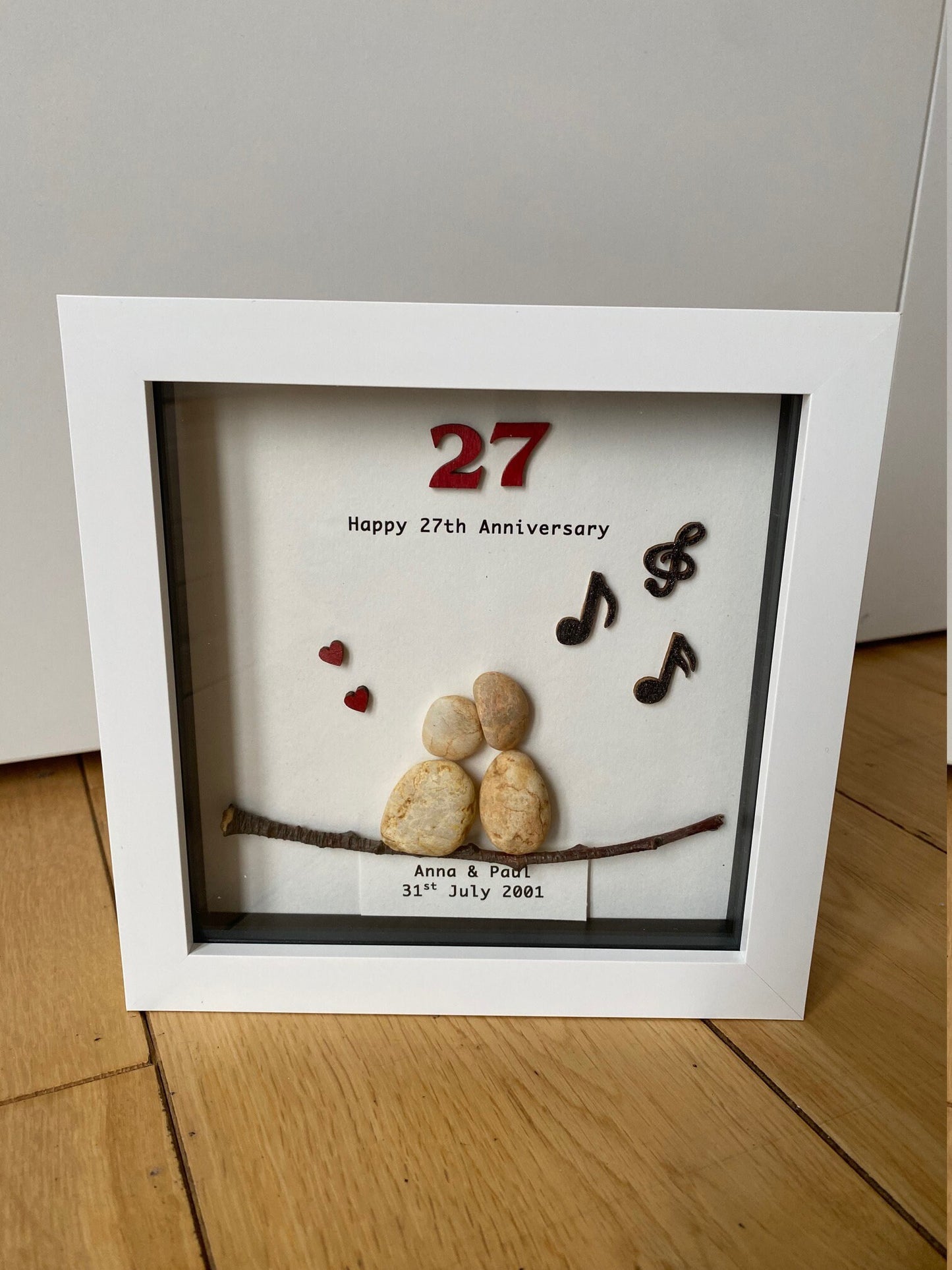 27th Wedding Anniversary Pebble Artwork Frame, Handmade Wedding Anniversary Gift, Music Theme Wedding Gift