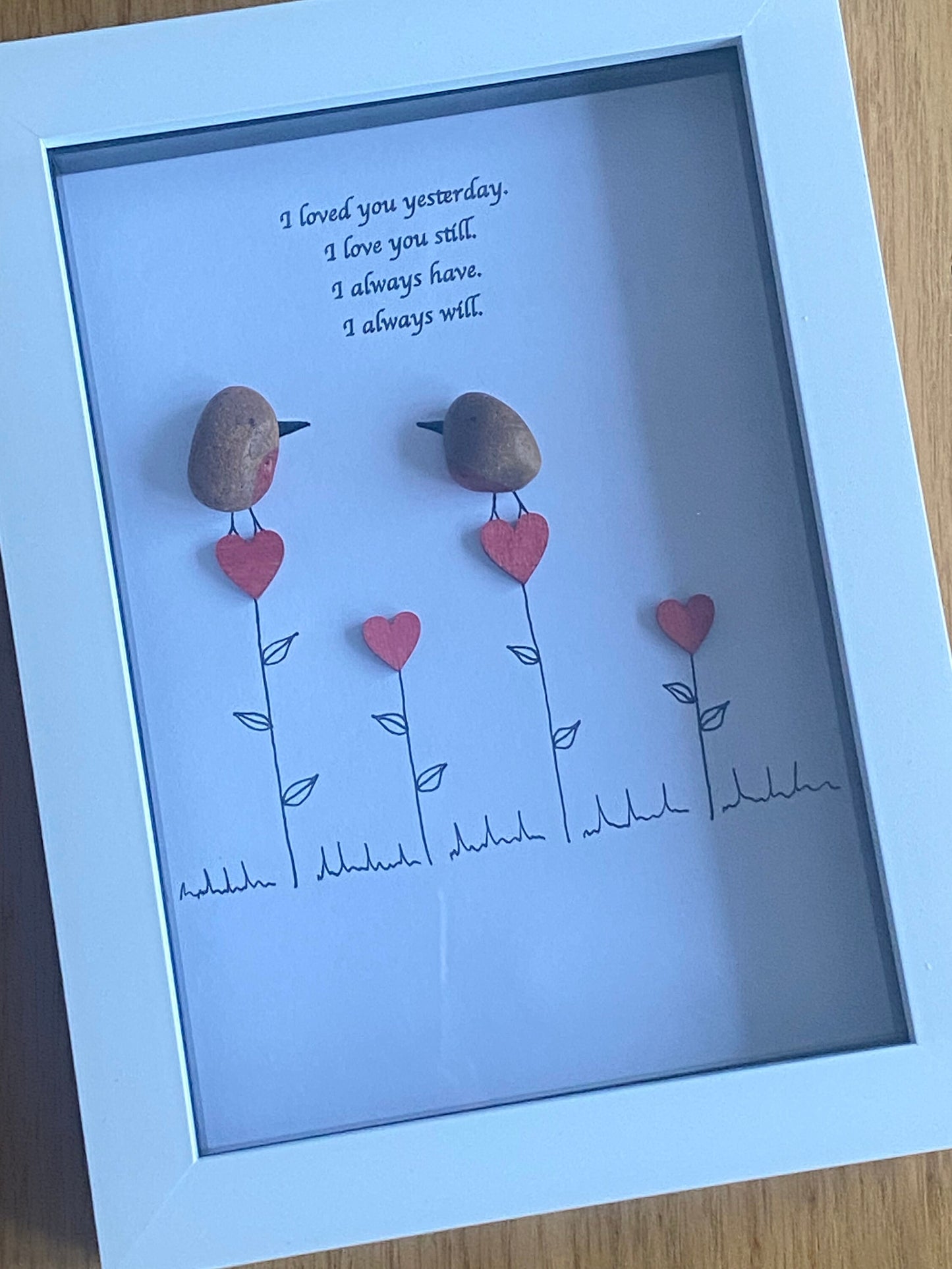 Valentine's Day Pebble Picture, Personalised Valentine's Day Gift, Unique Gift for Her, Unique Gift for Him, Red Robins Pebble Picture