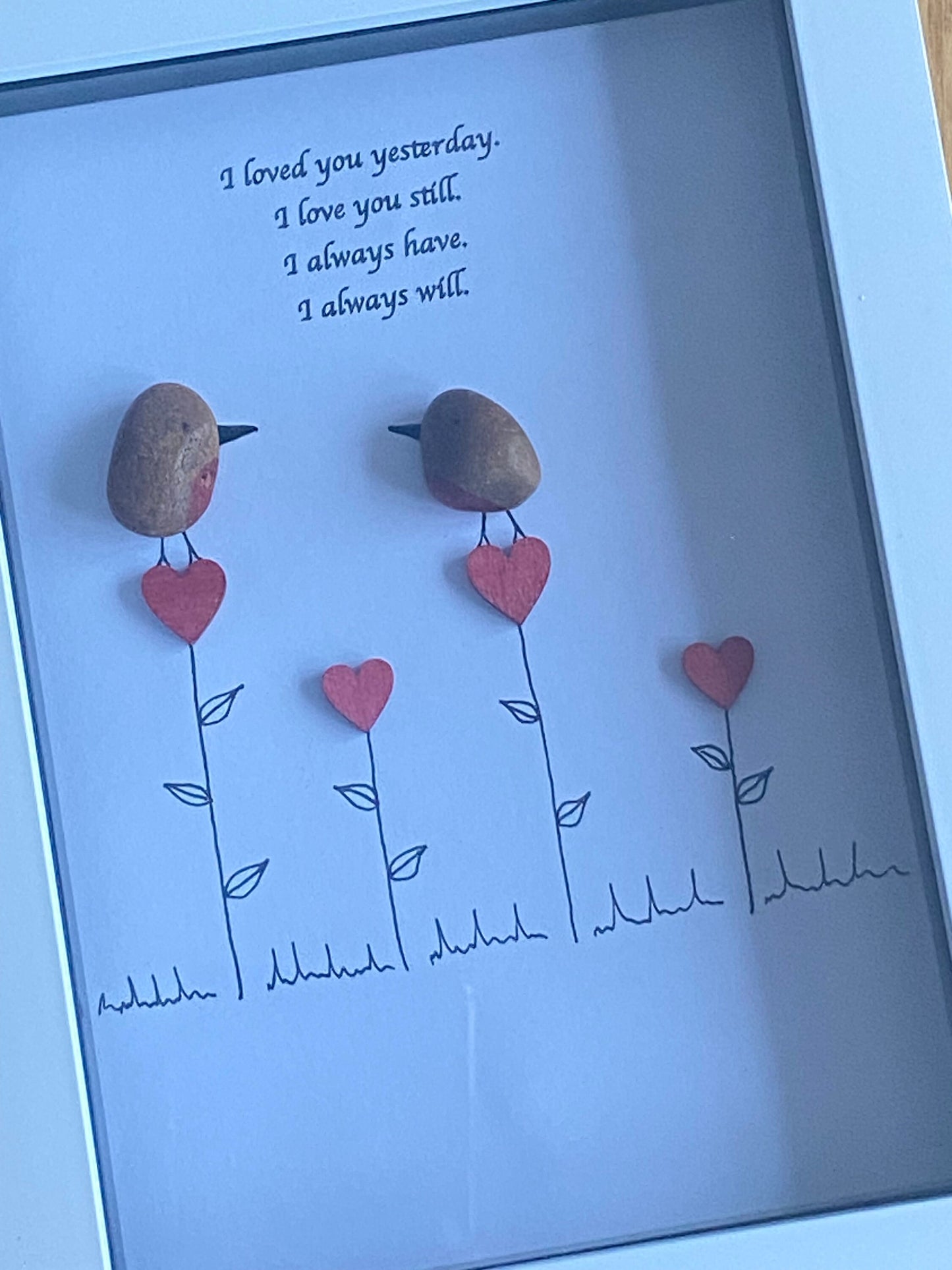 Valentine's Day Pebble Picture, Personalised Valentine's Day Gift, Unique Gift for Her, Unique Gift for Him, Red Robins Pebble Picture
